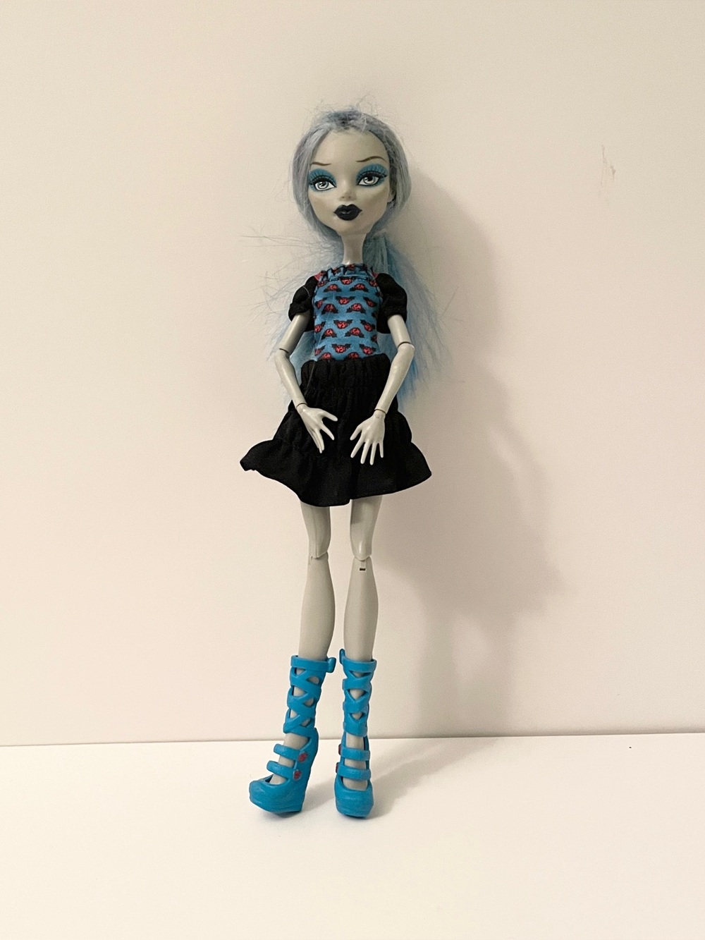 Monster High Freaky Fusion Ghoulia Yelps Doll Bat Top